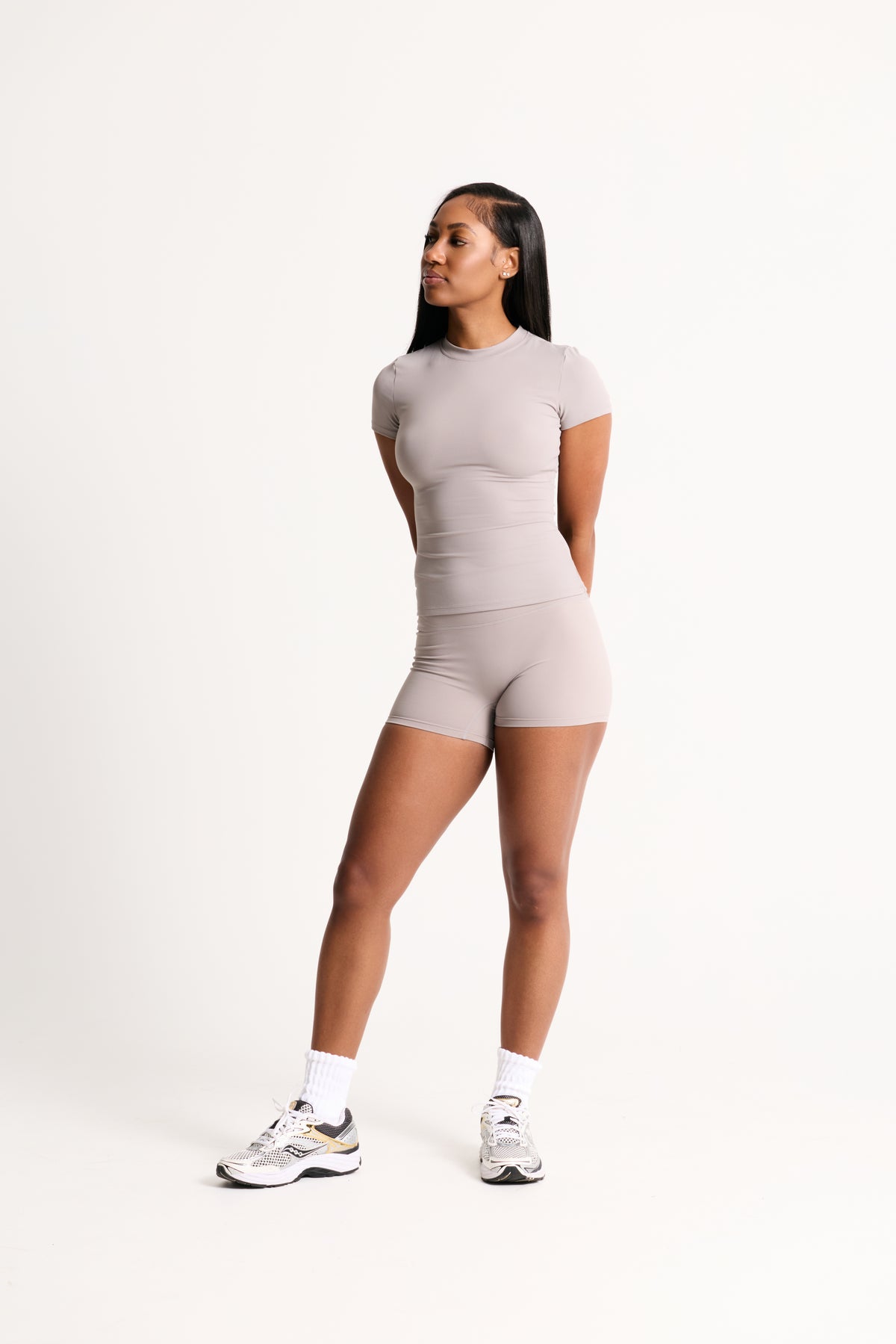 Salavou Curvy high waisted active shorts in Grey