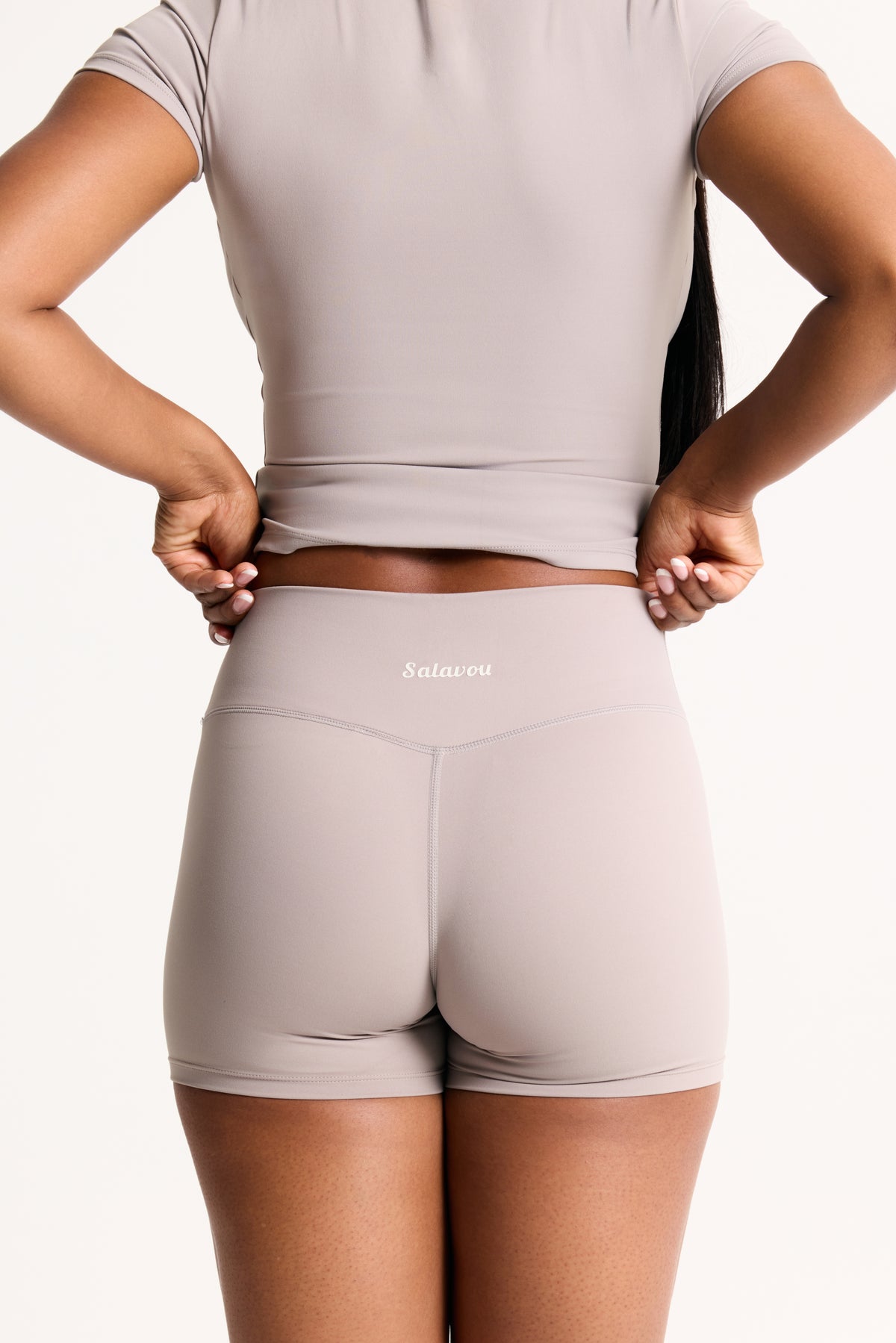 Salavou Curvy high waisted active shorts in Grey