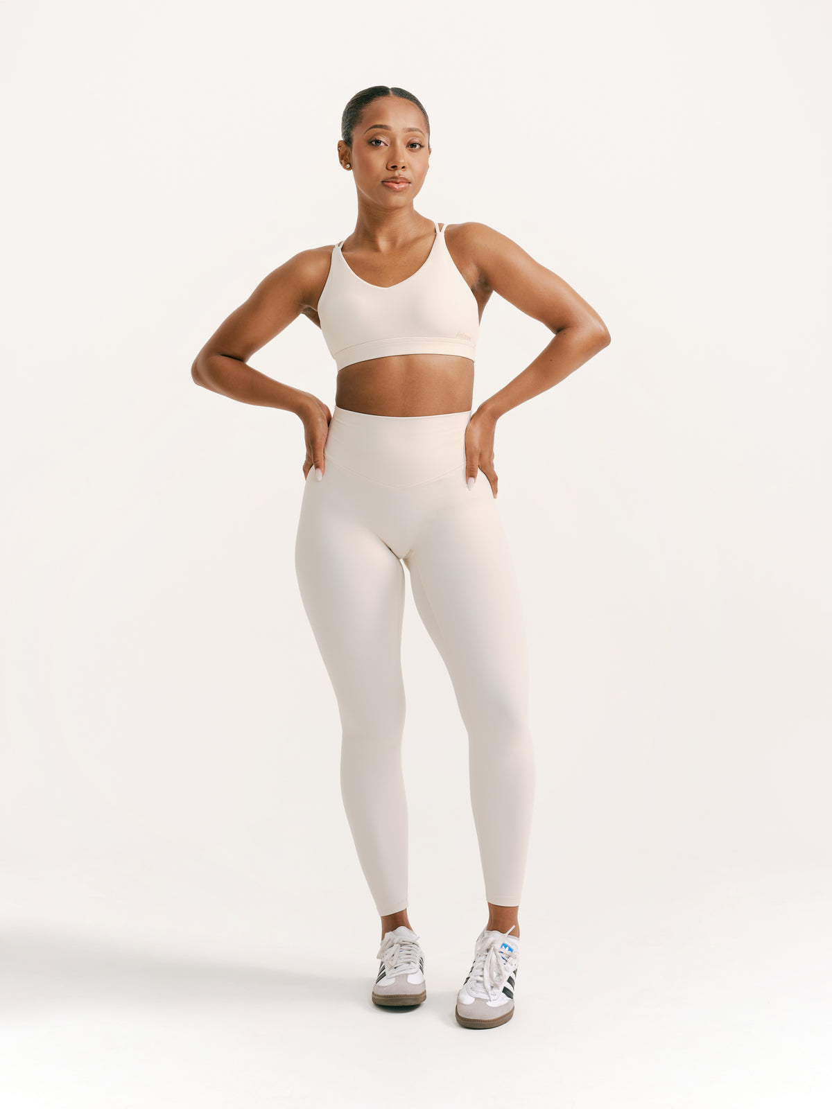Salavou Signature Silhouette Leggings in Beige