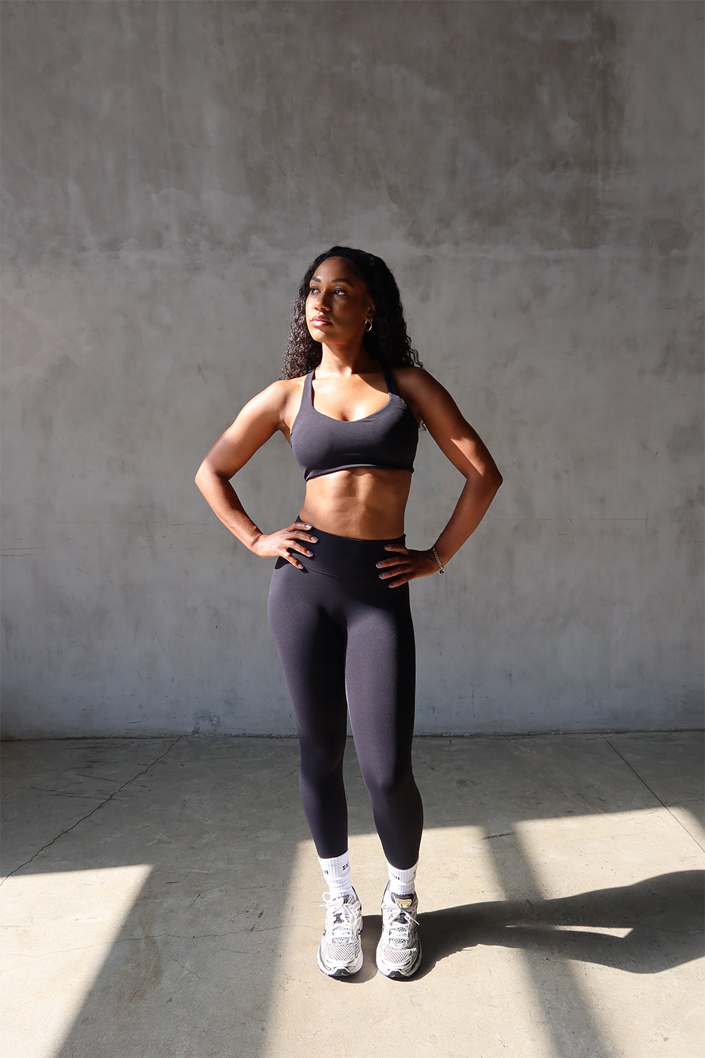 Salavou Align Sculpt Leggings in Black, high rise